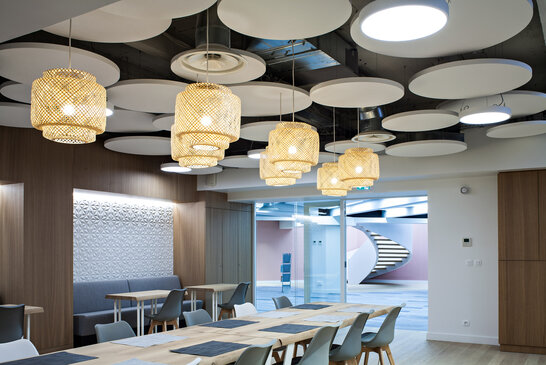 Office Meeting Room Setting with AMF Topiq Canopies from Knauf Ceiling Solutions Installed